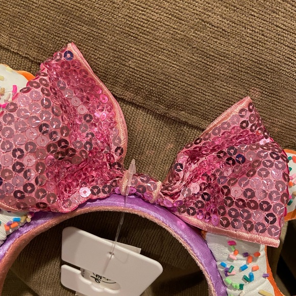 Minnie Mouse donut ears headband - Picture 3 of 4